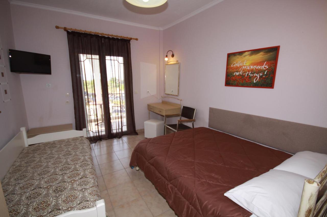 Zephyros Rooms Ormos Panagias Buitenkant foto