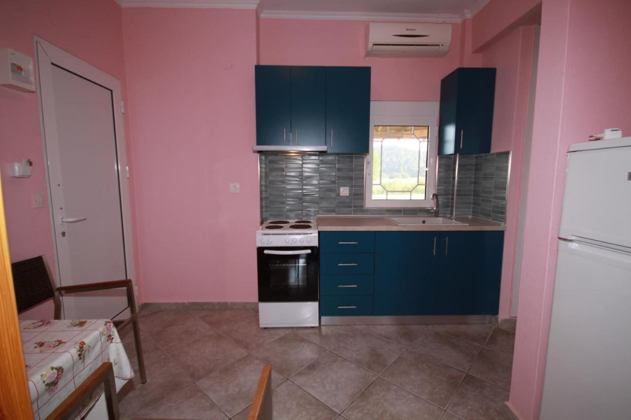 Zephyros Rooms Ormos Panagias Buitenkant foto