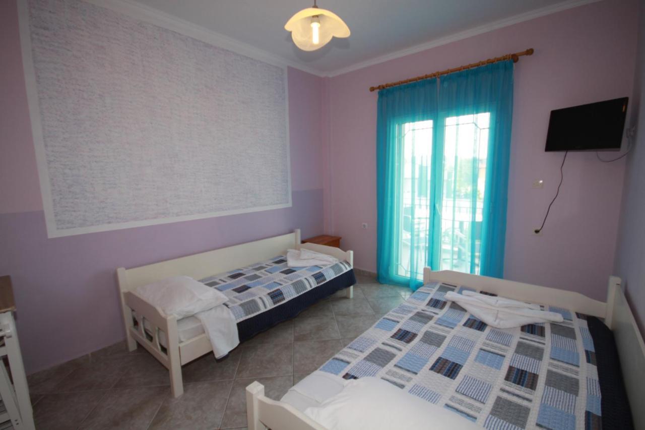 Zephyros Rooms Ormos Panagias Buitenkant foto